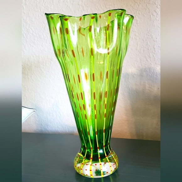 Handblown Art Glass Vintage Retro Green w/Yellow Stripes & Red Dots Groovy Vase - Picture 9 of 9